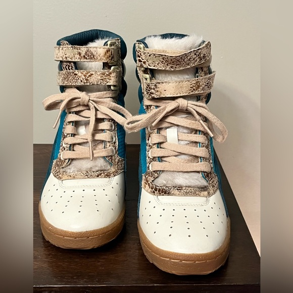 Puma - Picture 2 of 8